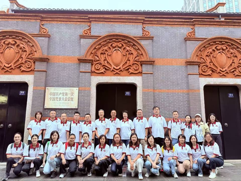 进一步激发干事创业活力