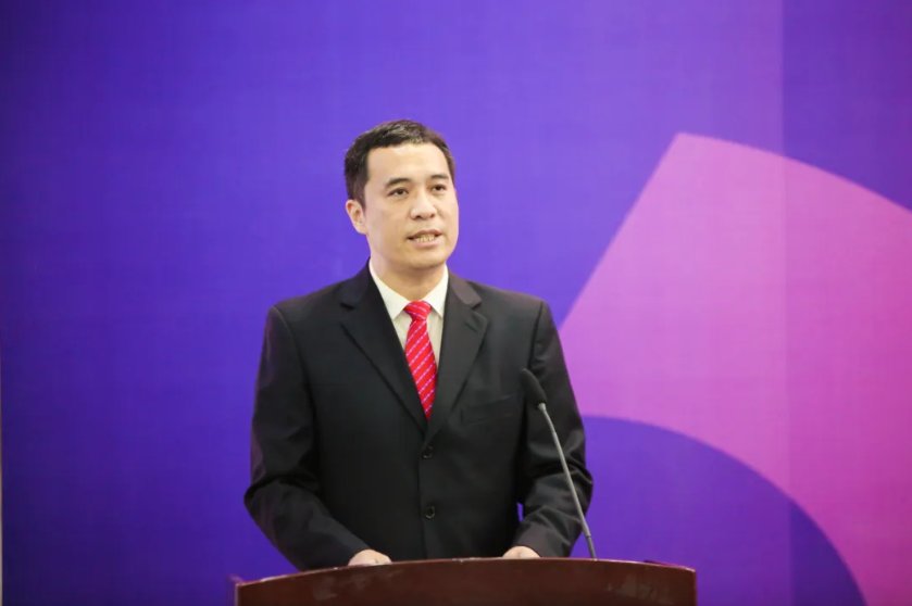光辉历程与伟大成就回顾》